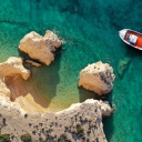 Vue aérienne d'un bateau à Koufonissia